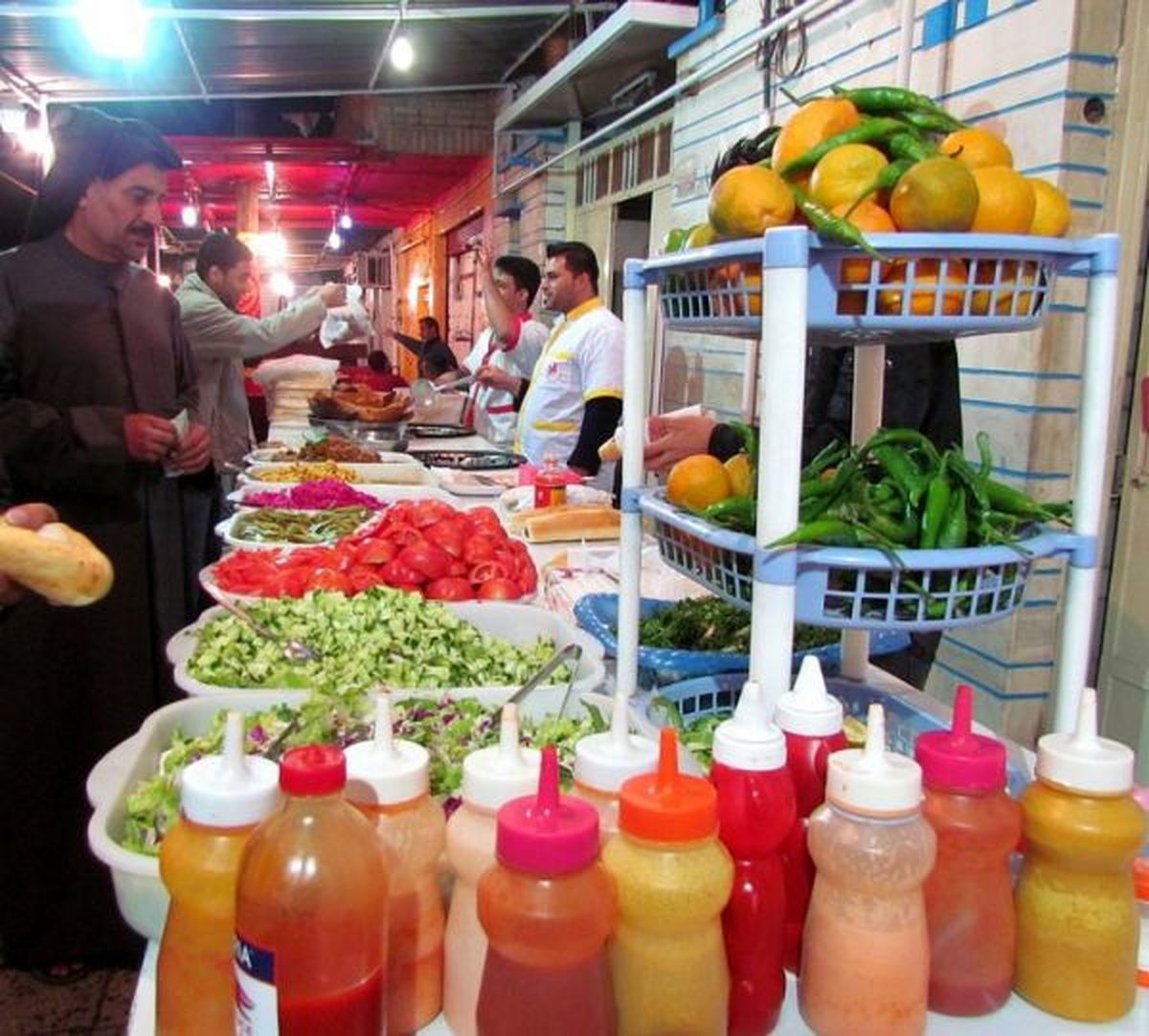 پشت پرده سلفسرویس فلافلیها چه میگذرد