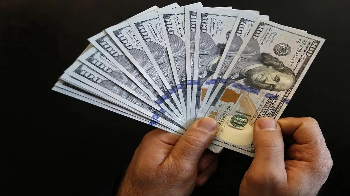 قیمت دلار از کانال ۲۶ هزار تومان گذشت