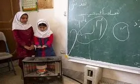 مدارس کامیاران با بخاری‌ نفتی خداحافظی کردند