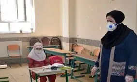 مدارس اردستان باز است/ تخلفات را گزارش کنید