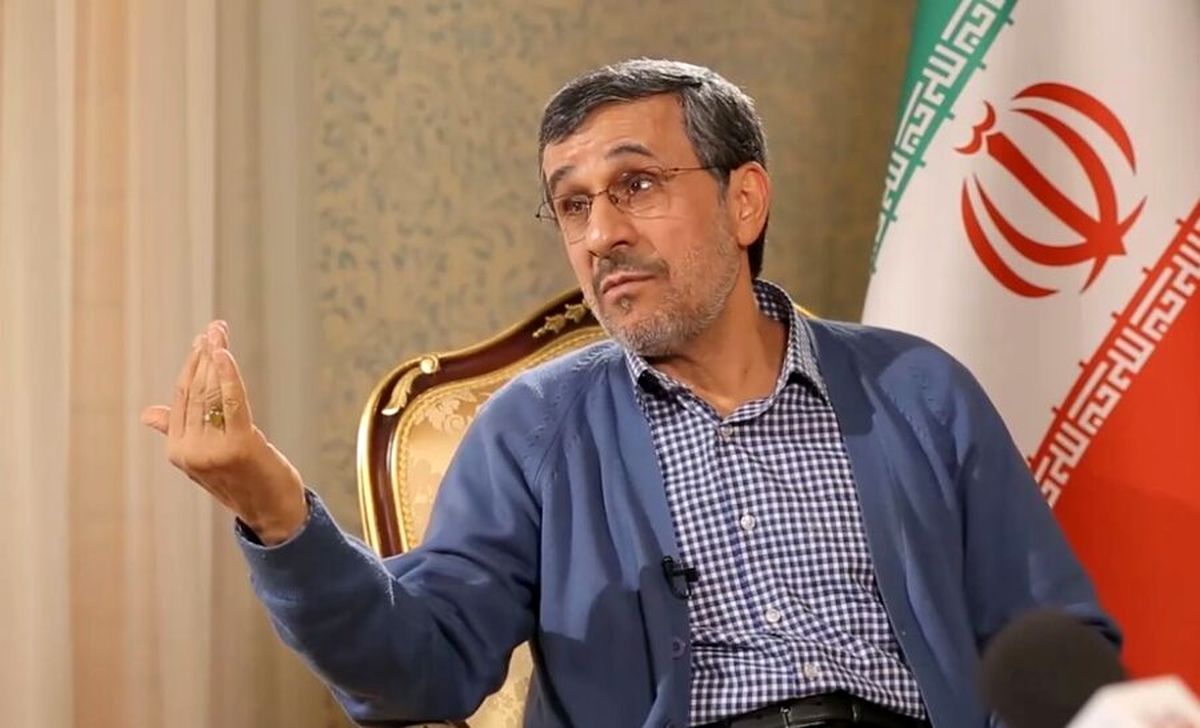 احمدینژاد: اگر آمریکا ظلم کند میشود استکبار، ما ظلم کنیم نمیشویم؟!