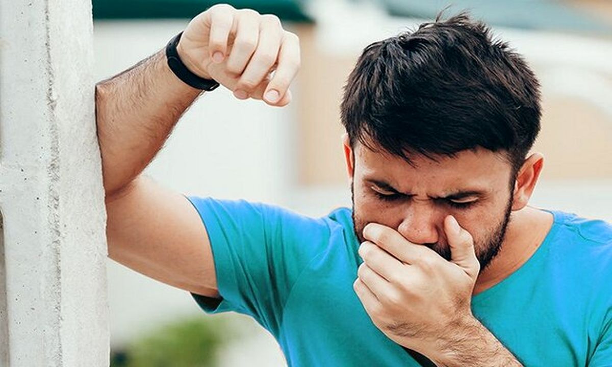 چرا دهانمان طعم فلز میگیرد؟