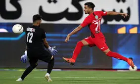 تصویری از عقد قرارداد رسمی مهاجم پرسپولیس با تیم پرتغالی