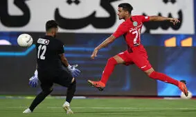 تصویری از عقد قرارداد رسمی مهاجم پرسپولیس با تیم پرتغالی