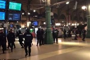 حمله تروریستی این‌بار در نوتردام پاریس