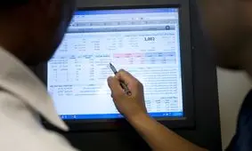 سهامداران هیجان‌زده نشوند، بورس به روند صعودی باز می‌گردد