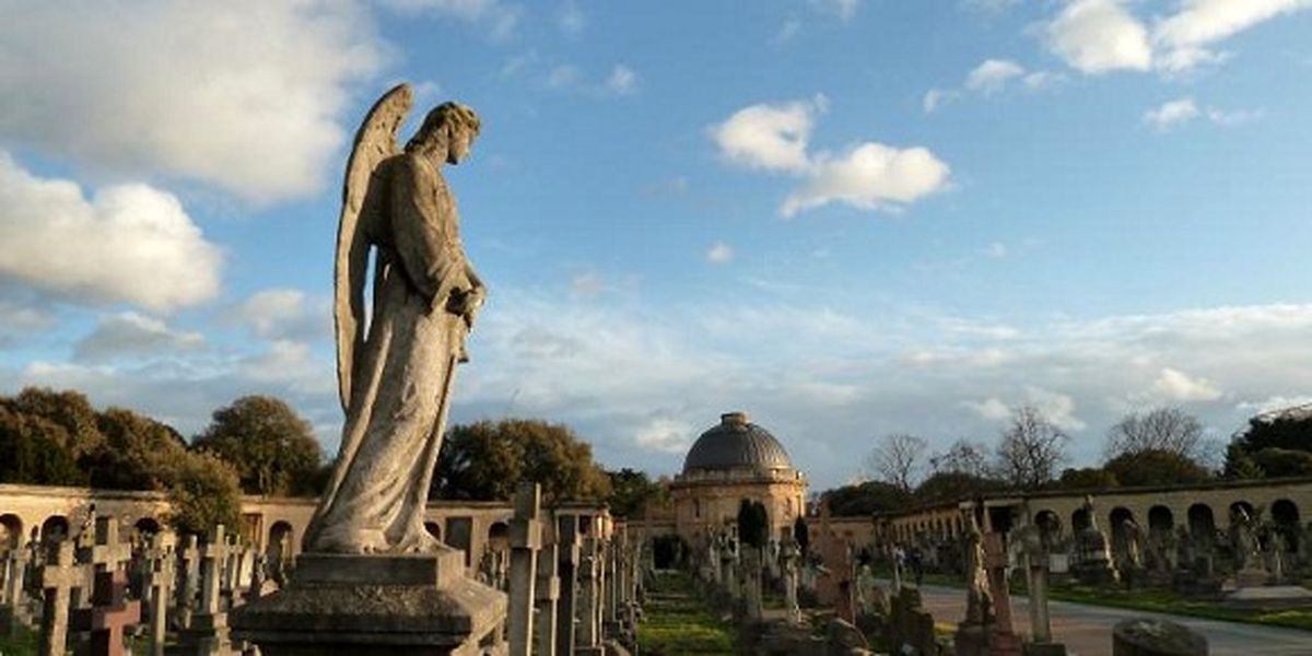 قبرستان Brompton لندن از قبرستان‌های پاریس باصفاتر است