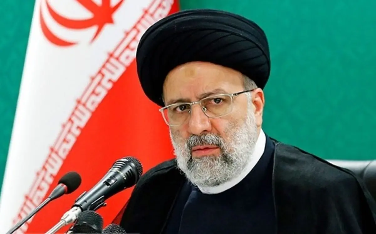 گاهی به نام یک پیرزن یا پیرمرد روستایی یا یک کودک، واردات انجام می‌شود