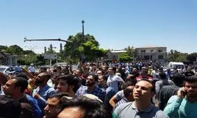 گزارش تصویری از حضور مردم اطراف ساختمان مجلس