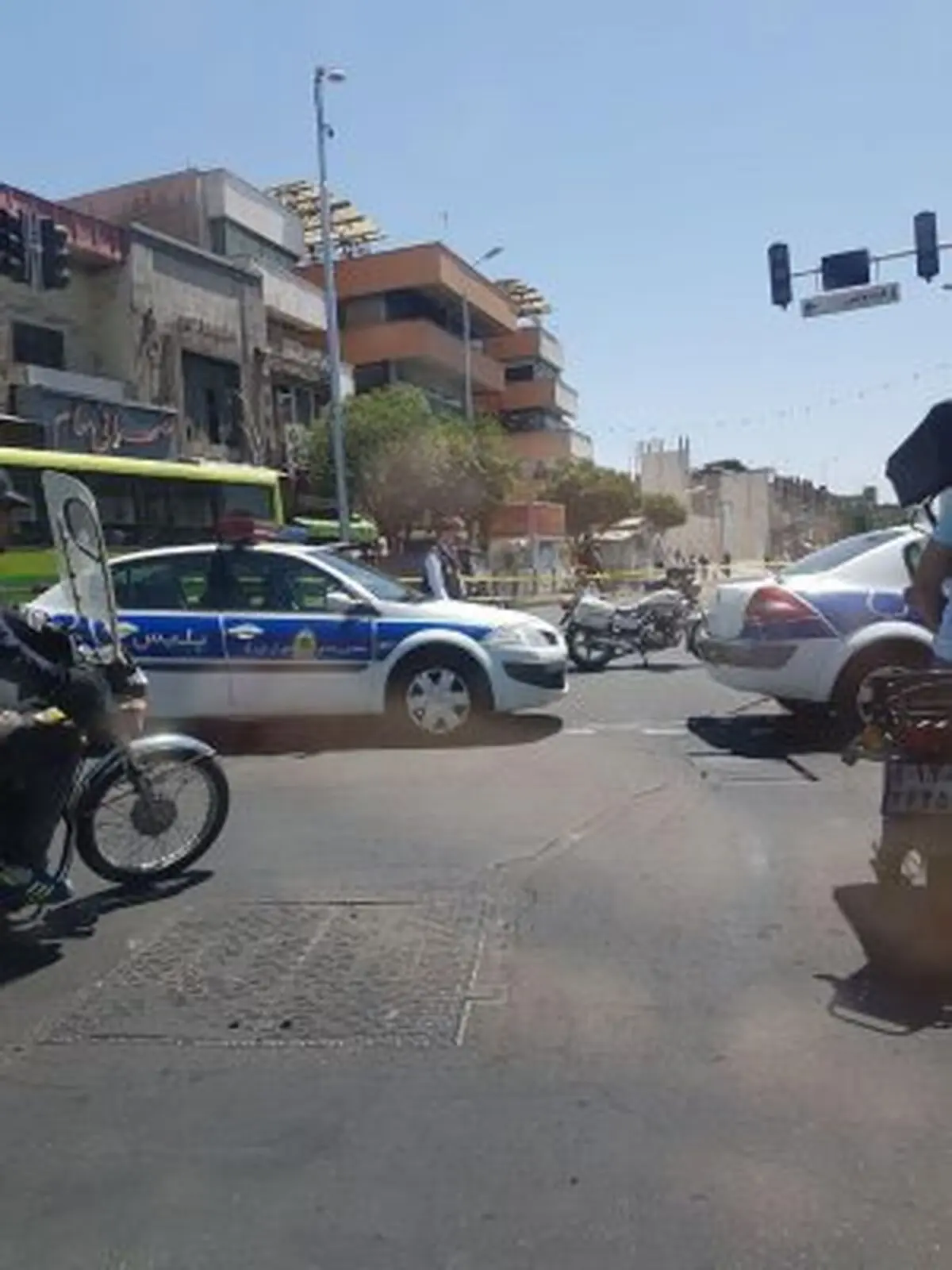 خیابان جمهوری بسته شد