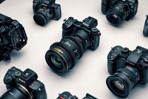 قیمت انواع دوربین دیجیتال در بازار را ببینید