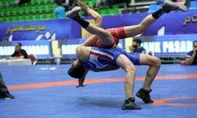 پیروزی ۱۰ بر صفر آبی‌ها در لیگ کشتی آزاد/ استقلال صدرنشین شد