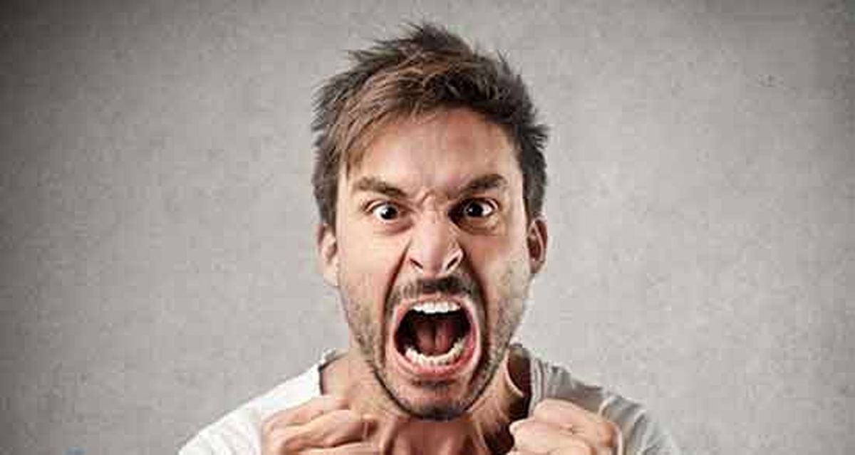 پول میگیرم داد میزنم/ برای موفقیت در این کار باید حنجره و دیافراگم قوی داشته باشید!