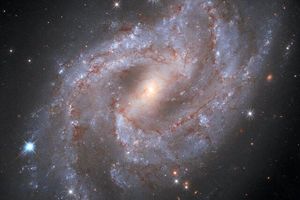 گوشه‌گیری یک ابرنواختر در یک کهکشان مارپیچی