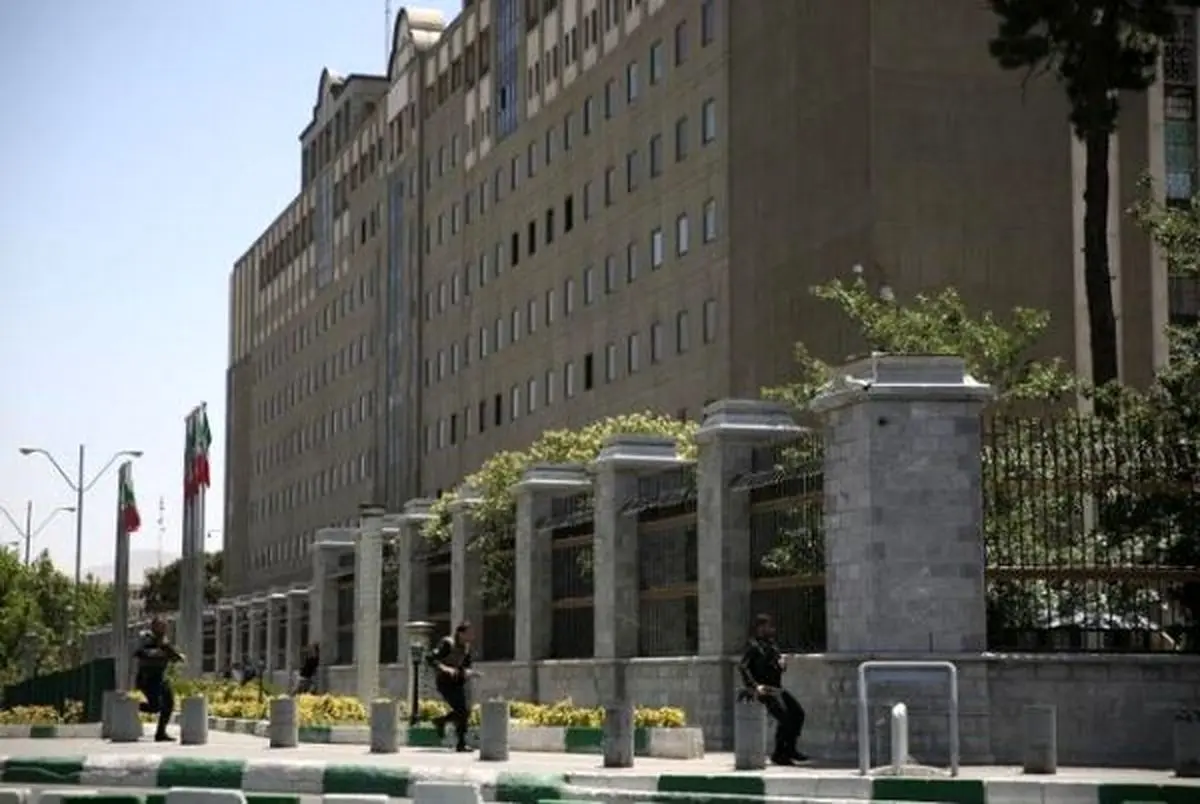 جزئیات بیشتر از حمله تروریستی مجلس به روایت سردار نجات؛ تروریست‌ها حداکثر 25ساله بودند/ انتقام می‌گیریم