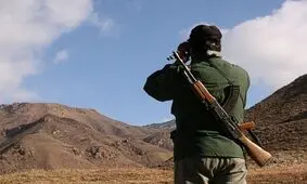تفنگ محیط‌بان جان خودش را گرفت