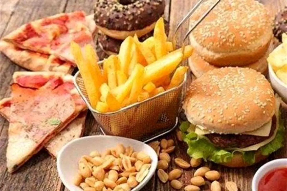 فست فودخوری در روزهای کرونایی را ترک کنید