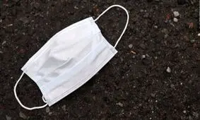 فیلم کتک زدن دختر ۱۶ ساله در اتوبوس به خاطر نزدن ماسک