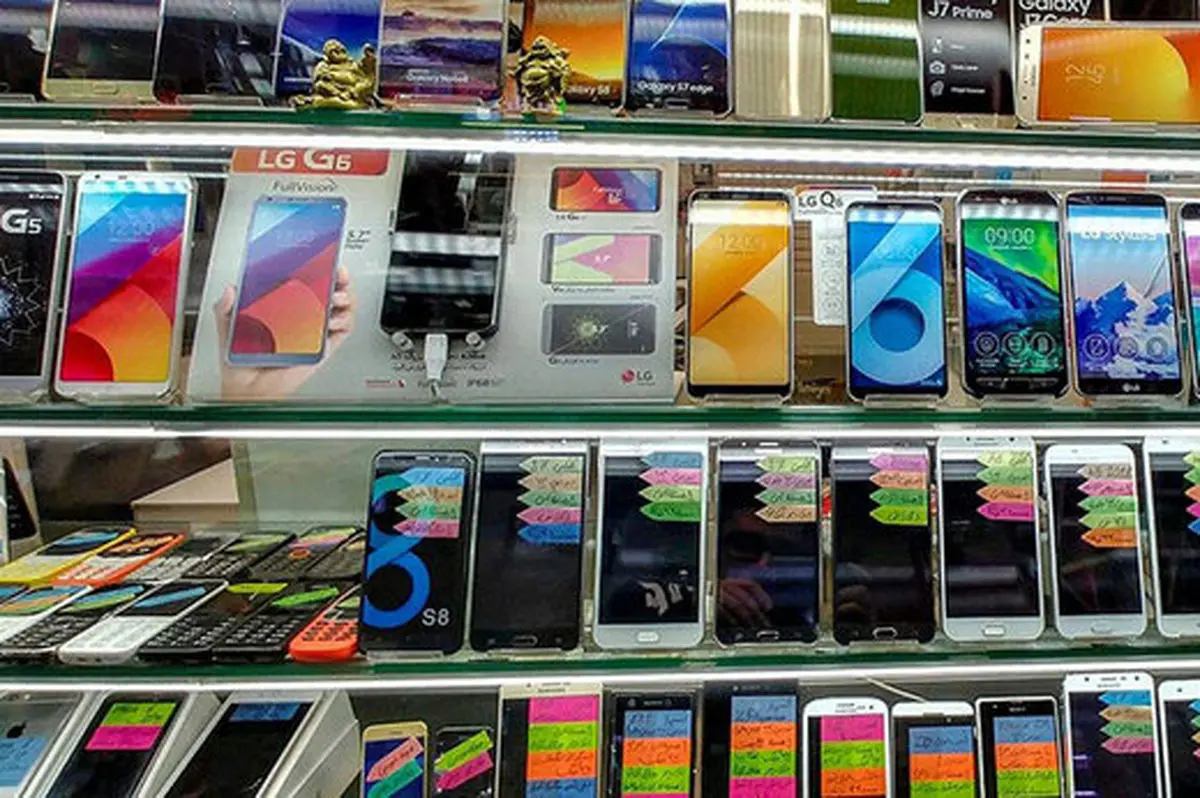 انواع گوشی موبایل ال جی در بازار چند؟