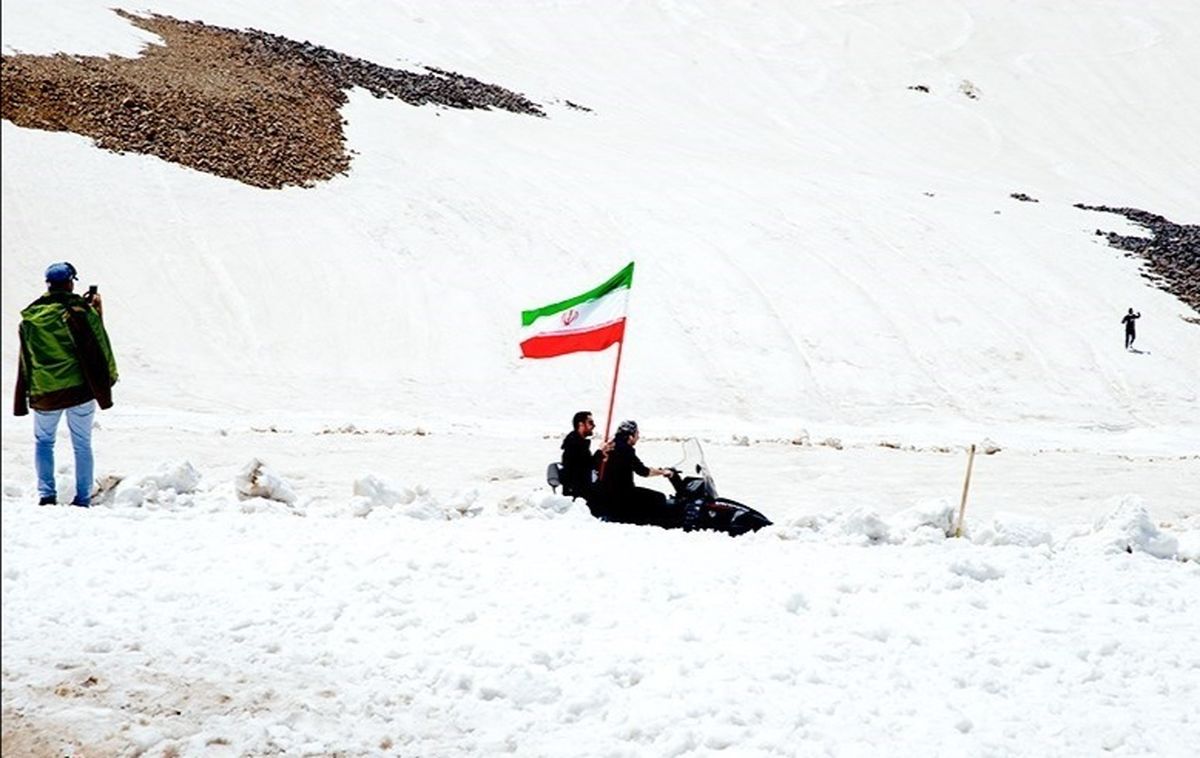 نخستین برف پاییزی آذربایجان شرقی را سفیدپوش کرد