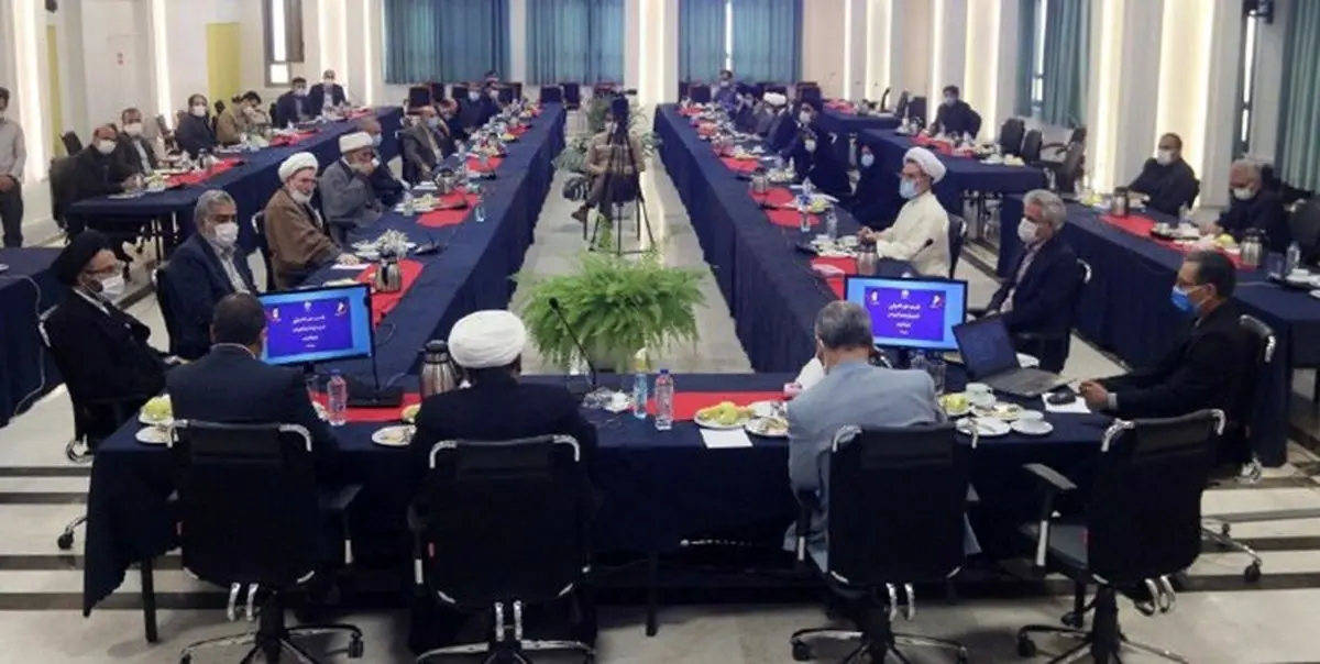 جنگ اقتصادی را با موفقیت پشت سر می‌گذاریم