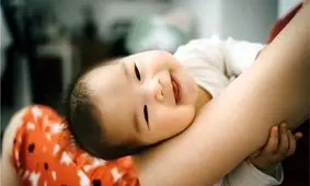 آیا شیر آزمایشگاهی مادر می‌تواند جای شیر خشک را بگیرد؟