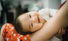 آیا شیر آزمایشگاهی مادر می‌تواند جای شیر خشک را بگیرد؟