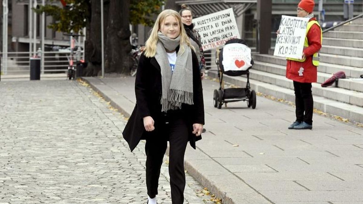 تجربه قدرت در ۱۶ سالگی؛ دختر نوجوان برای یک روز «نخست‌وزیر» فنلاند شد 