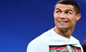 ببینید رونالدو از کی دریبل خورد