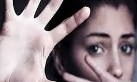 شوهر سنگدل زنش را در توالت زندانی کرد/ پوست و استخوان شده بود/ عکس