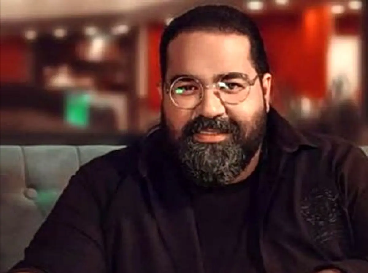 چاووشی خوانی رضا صادقی در برنامه زنده/ ویدئو