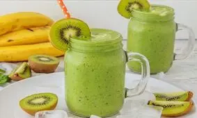 چگونه اسموتی‌های سالم بخوریم؟