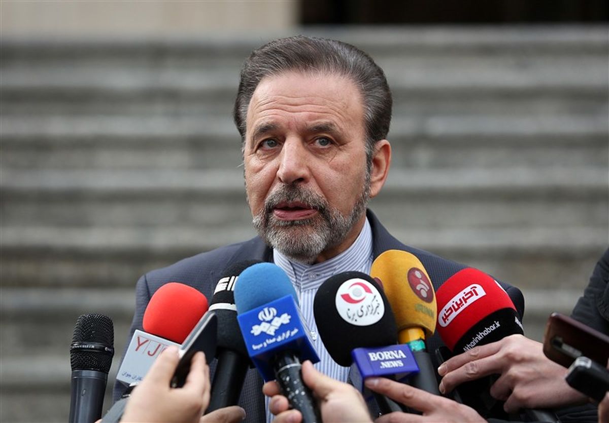 واعظی: عضویت دختر روحانی در هیئتعلمی دانشگاه علوم پزشکی شهید بهشتی صحت ندارد