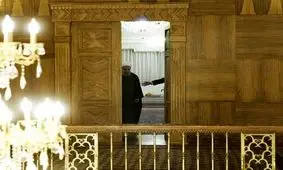 پس لرزه‌ هتاکی‌ علیه روحانی دامن چه کسی را می‌گیرد، دولت یا نماینده رادیکال؟