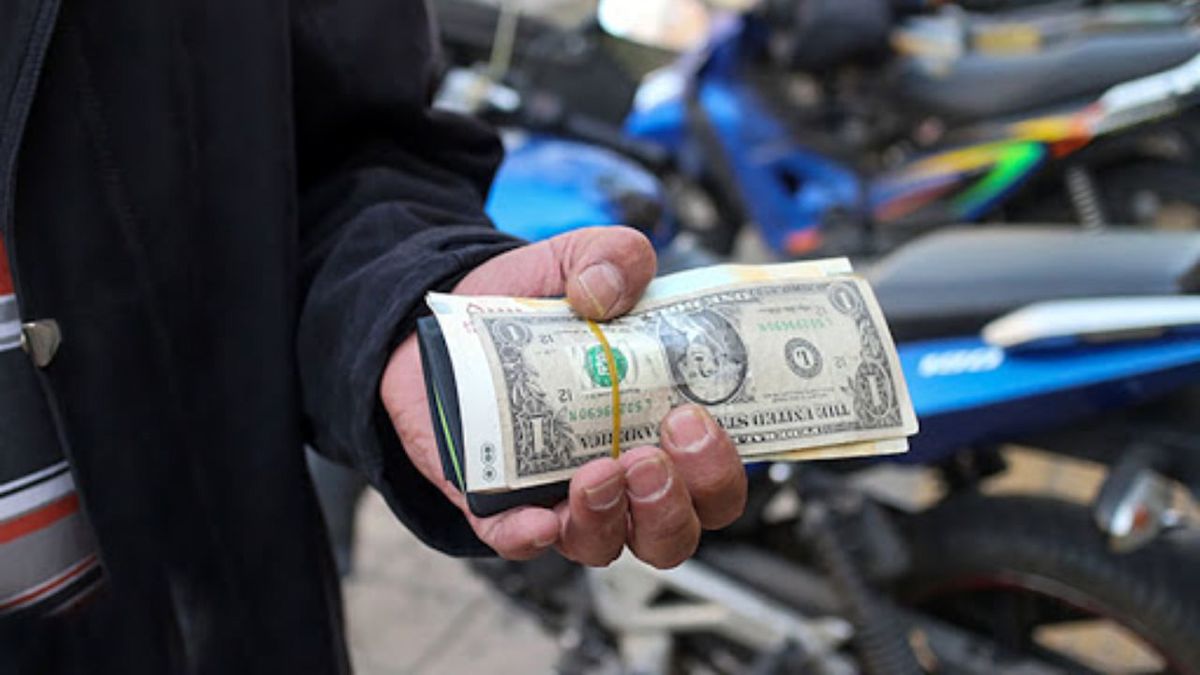 تغییر قیمت دلار از روز امضای برجام و اتفاقات مهم سیاسی تا مهر ماه ۱۳۹۹