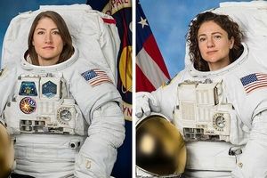 یک سال از نخستین راهپیمایی فضایی زنانه گذشت