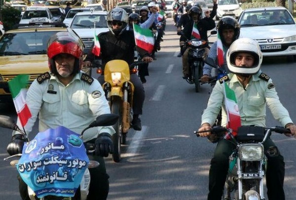 مانور موتورهای قانونمند در ساری/ تصاویر