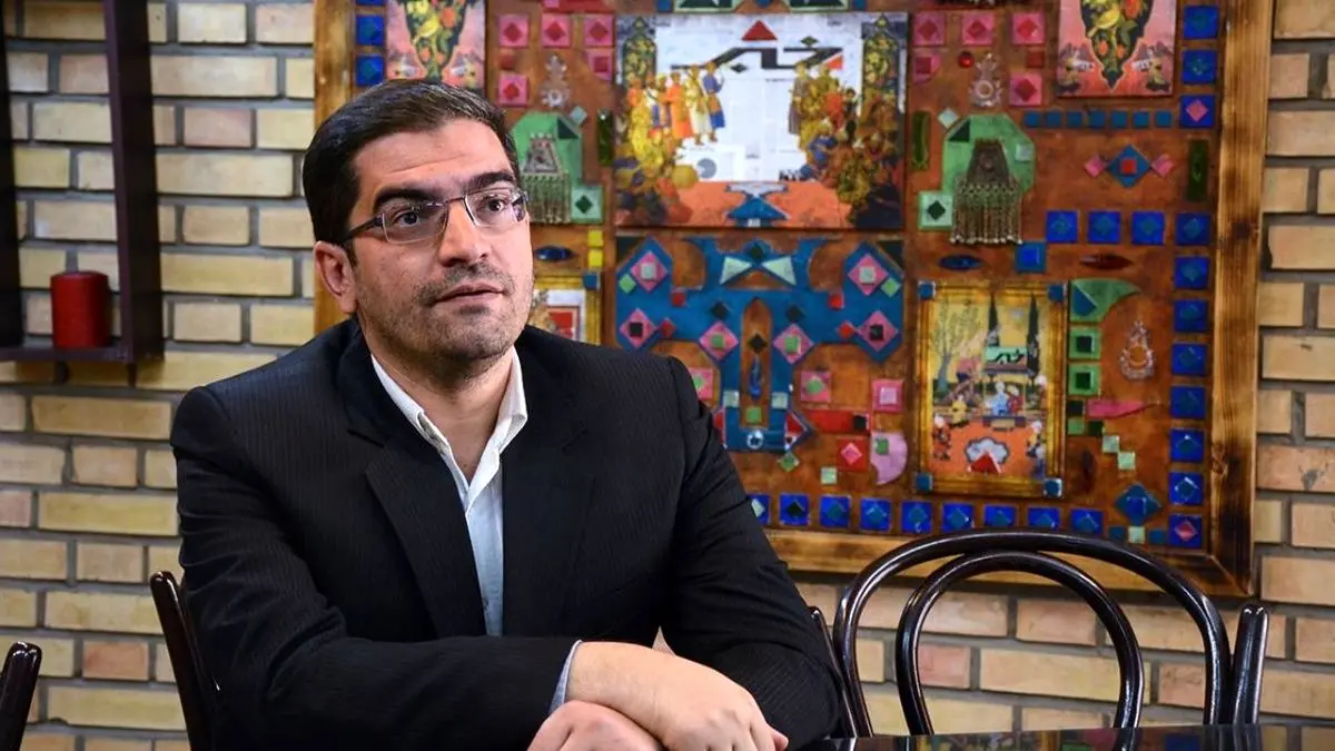 قاضی‌زاده هاشمی، وزیر ورزش را تهدید کرد