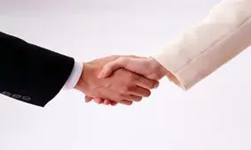 مسلمانی که با زن آلمانی دست نداد، تابعیت این کشور را نگرفت