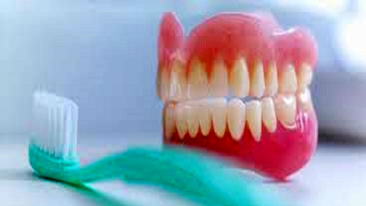 ۵ راه برای حفاظت از دندانهای مصنوعی