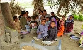 روایت غم‌انگیز نایب رئیس شورای« ایرندگان » خاش از زندگی مردم منطقه/ از کلاس‌های خشتی و کپری تا ازدواج‌های زود هنگام/ محمودزهی: هیچکدام از روستاها دسترسی به خانه بهداشت ندارند