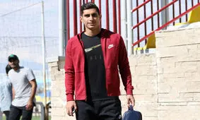 نادری به باشگاه پرسپولیس رفت