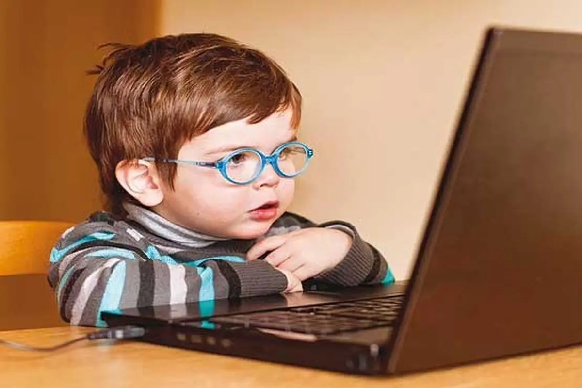 به شیطنتهای کودکان در زمان آموزش مجازی زیادی حساس نشوید