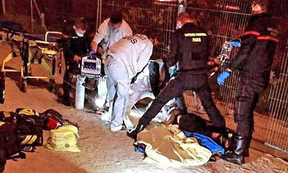 حمله نژادپرستانه دو زن سفیدپوست به دو زن مسلمان زیر برج ایفل