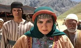 احتمال ابتلای عوامل سریال «جشن سربرون» به کرونا به خاطر قطعی شدن بیماری لاله اسکندری