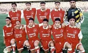 اسطوره‌های پرسپولیس در نماز جمعه تهران در دهه ۷۰/ عکس