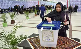 استقبال عضو جامعه روحانیت از ریاست جمهوری زنان