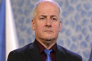 وزیر‌ بهداشت جمهوری ‌‌چک به رستوران رفت؛ نخست‌وزیر گفت: استعفا ندهد برکنارش می‌کنم