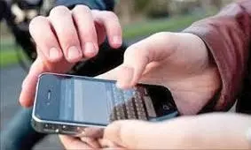 سرقت حرفه‌ای از یک موتورسوار در پمپ بنزین/ ویدئو