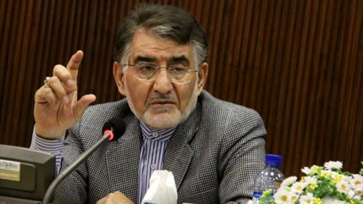 حمایت وزیر سابق از دلار 30 هزار تومانی/ بهترین مشوق برای صادرات است
